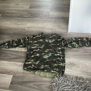Vintage no boundaries, camo long sleeve shirt, hundred percent cotton
